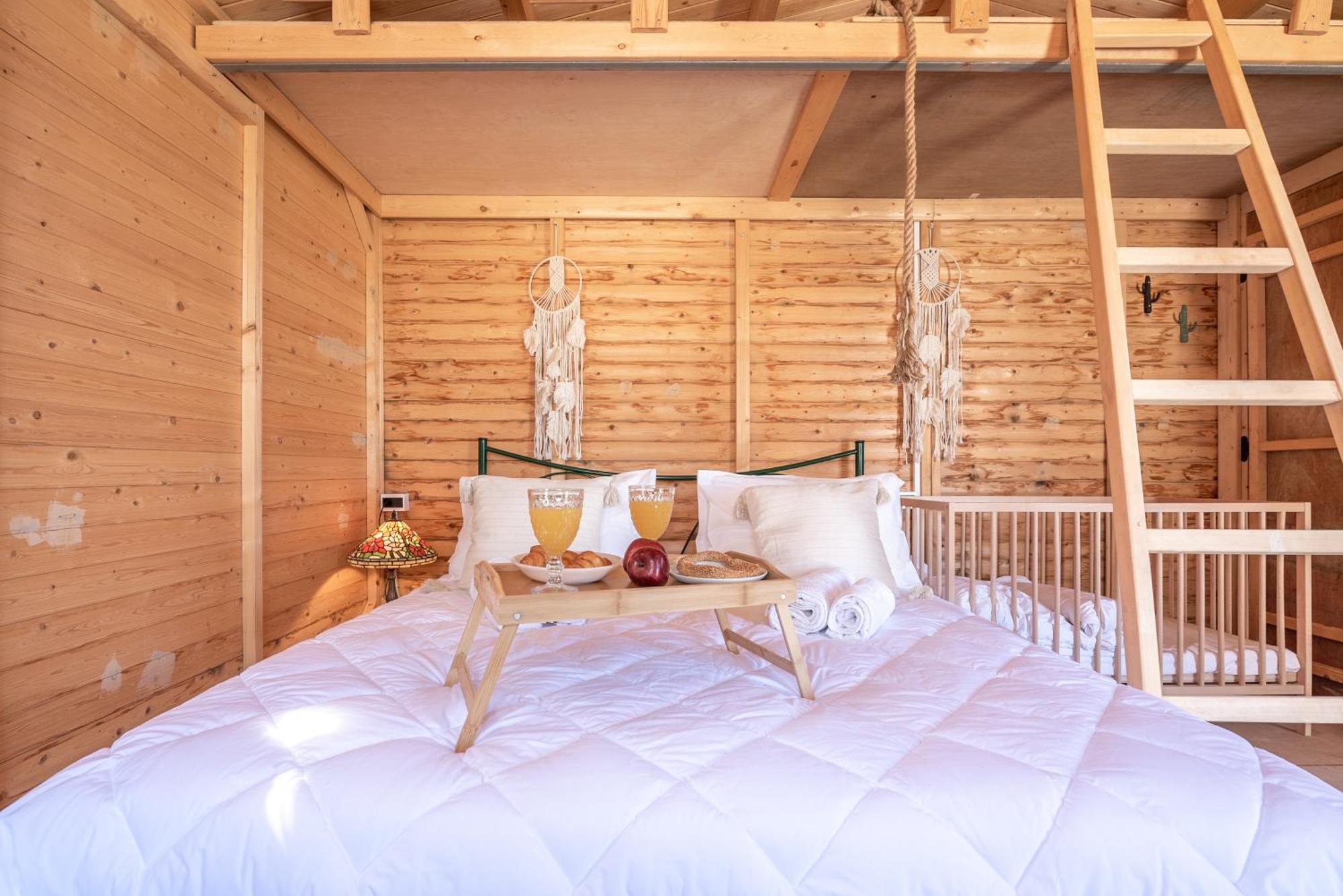 Wooden House Шале *